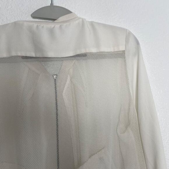 View by Walter Baker Womens Jacket Size XS White Long Sleeve Full Front Zip - Picture 15 of 16